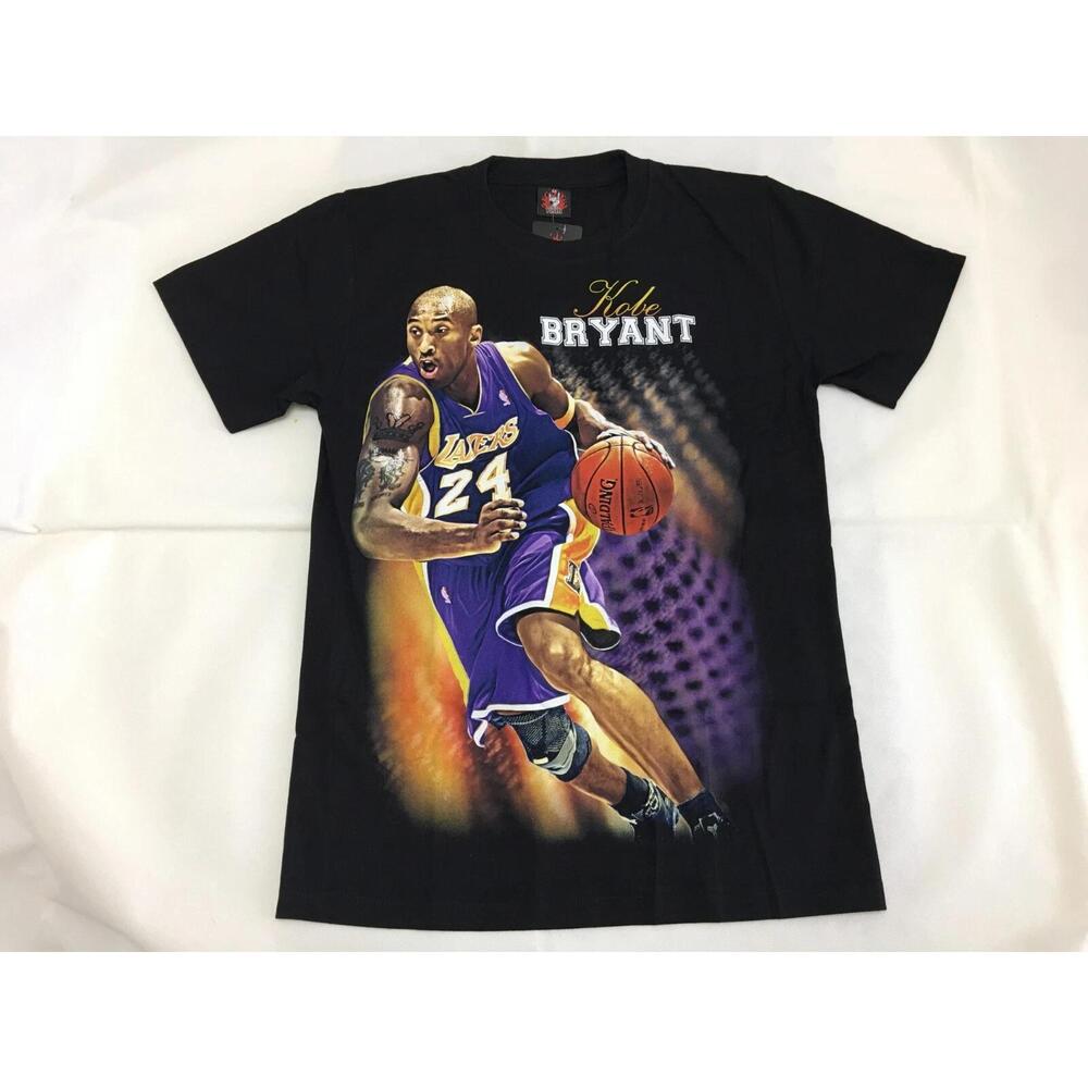 Style Kobe Bryant 24 Black Mamba Lakers Nba 90S Graphic T-Shirt Medium